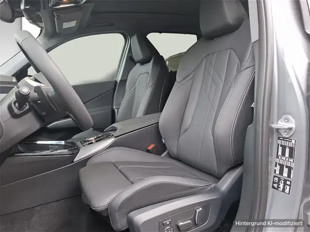 BMW X3 view 11