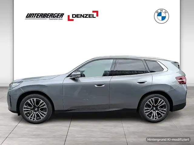 BMW X3 view 4