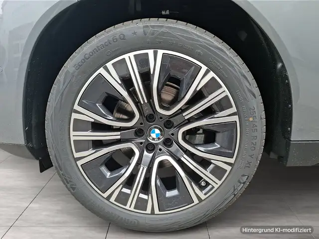 BMW X3 view 7