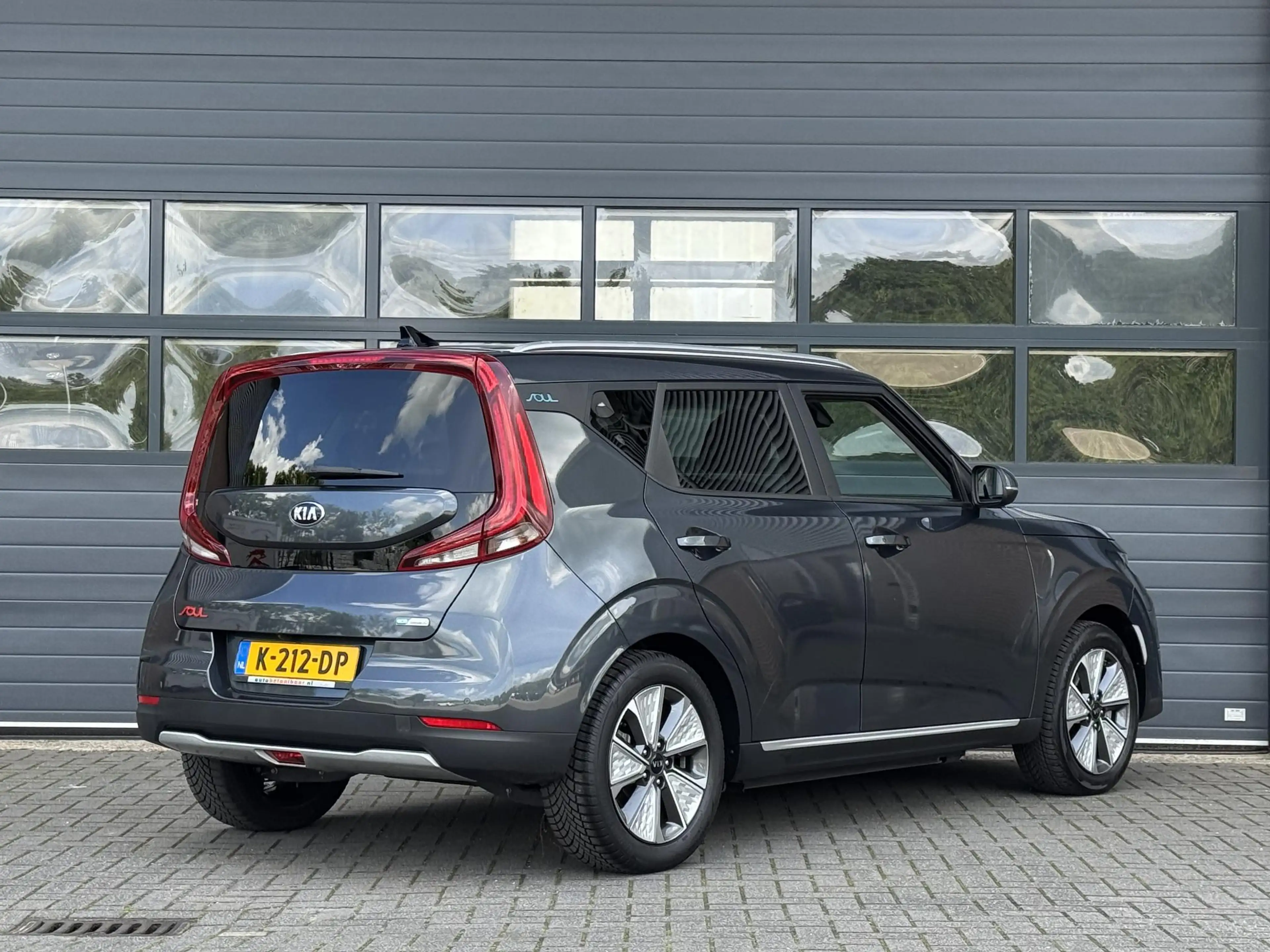 Kia Soul E-SOUL DYNAMICPLUSLINE 64 kWh (100% SOH) I AUTOMAA — photo 3