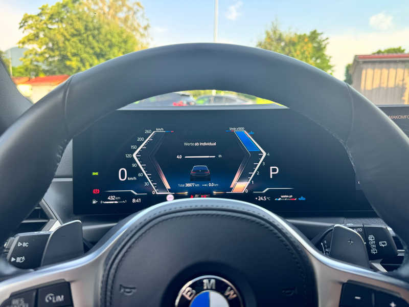 BMW 340 xDrive Touring|AHK|Pano|HKSound|SpAGA|20 — photo 12