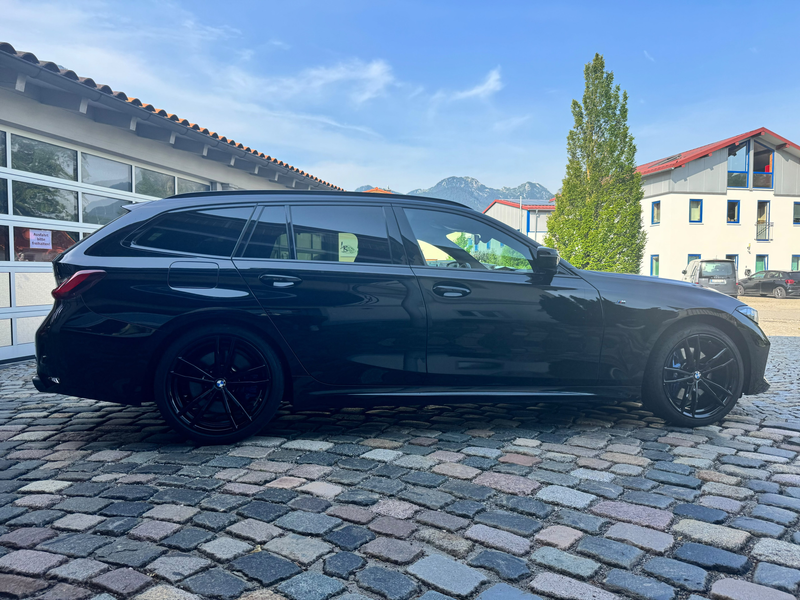 BMW 340 xDrive Touring|AHK|Pano|HKSound|SpAGA|20 — photo 10