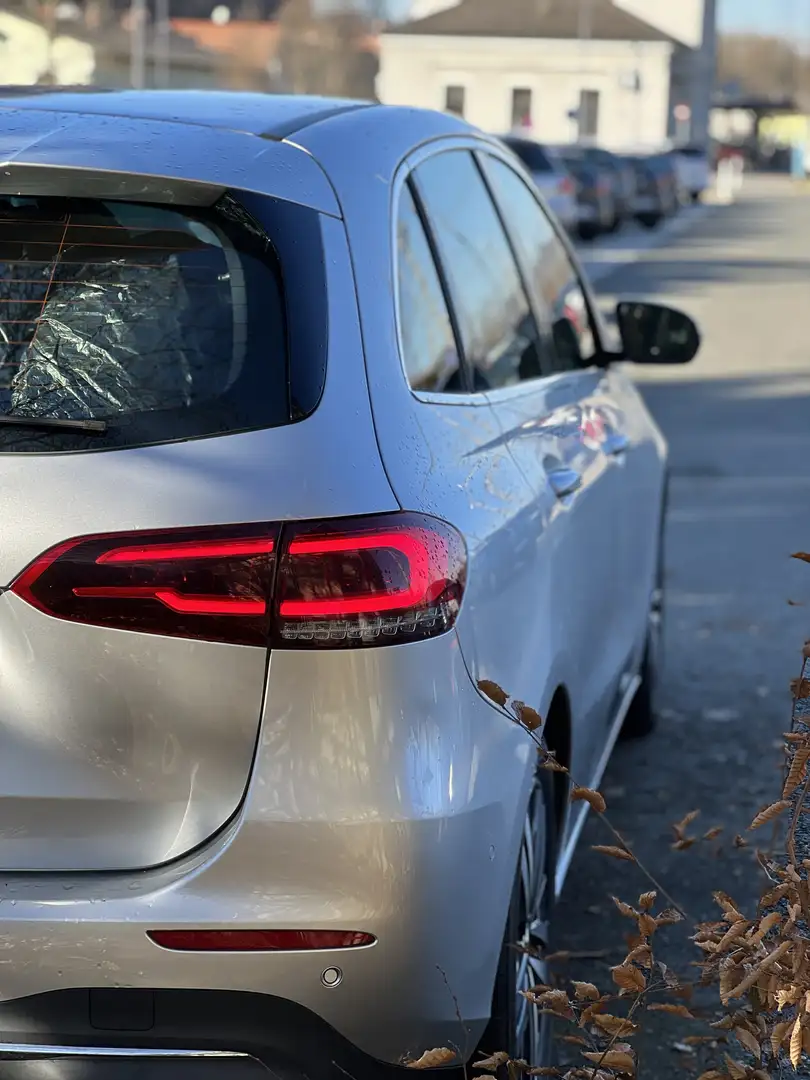 Mercedes-Benz B 200 - 2