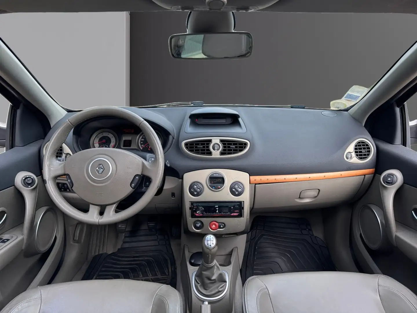 Renault Clio Initiale Beige - 2