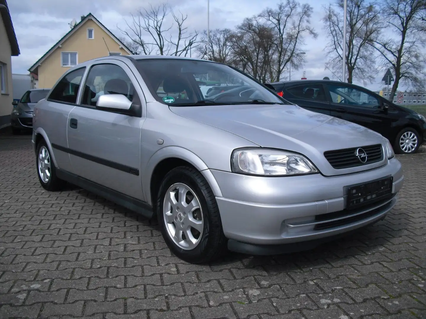 Opel Astra 1.6 Selection*3türig*AHK*Klima*ZV*EFH Plateado - 2
