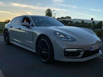 Panamera 4 Platinum Edition