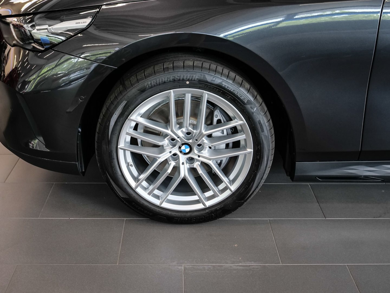 BMW 540 d xDrive HUD PANO ACC AHK 360°KAM RFK NAVI — photo 5
