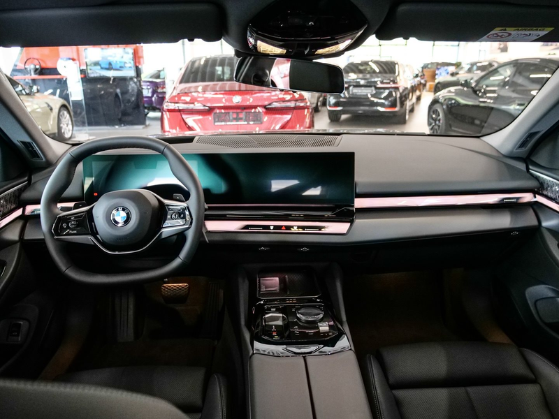 BMW 540 d xDrive HUD PANO ACC AHK 360°KAM RFK NAVI — photo 10