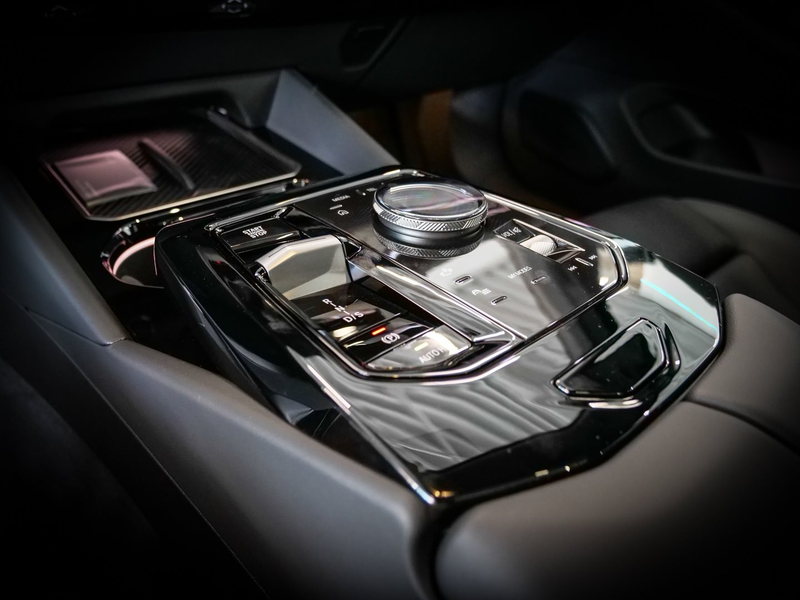 BMW 540 d xDrive HUD PANO ACC AHK 360°KAM RFK NAVI — photo 20
