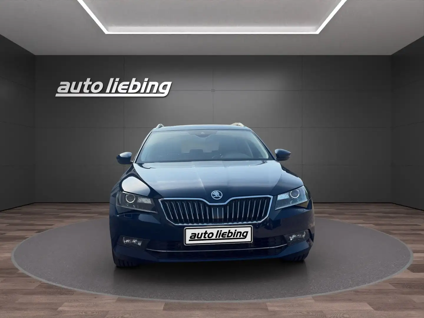 Skoda Superb Combi L&K*Leder`Xenon*Navi*Dach*top Blau - 1