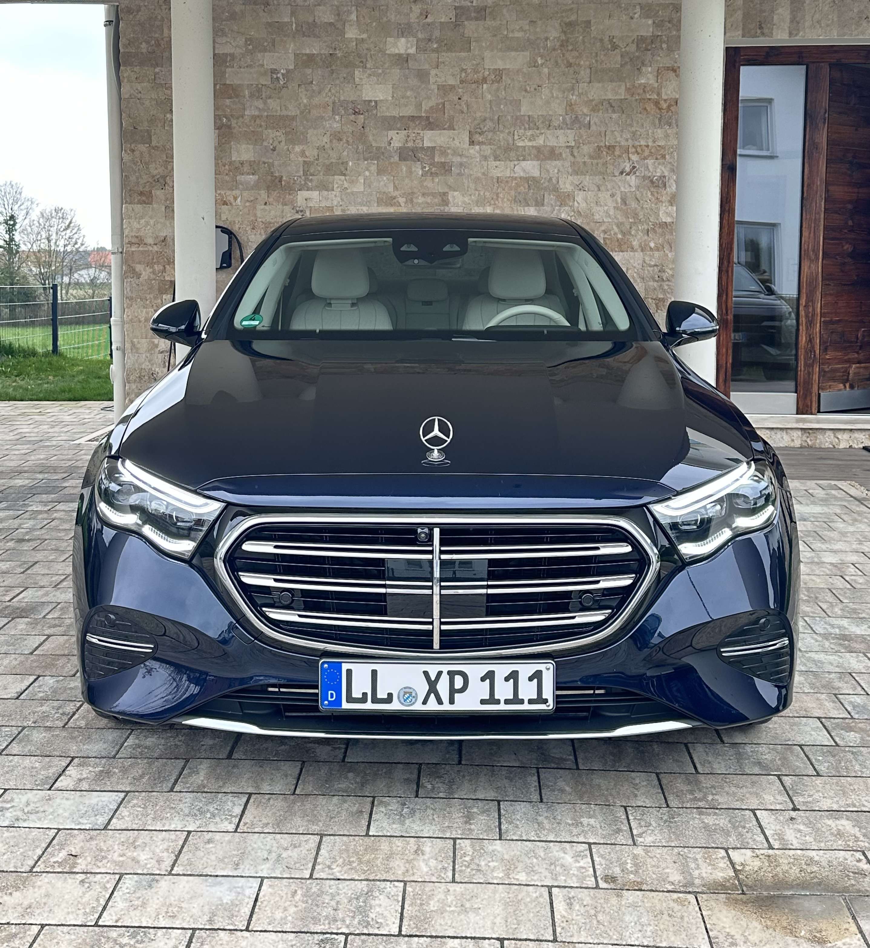 Second hand Mercedes Benz E-Class 200