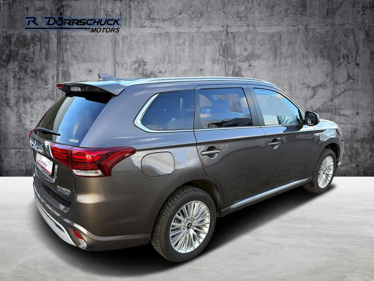 Mitsubishi Outlander PHEV 4WD Kamera, Apple CarPlay Bruin - 2