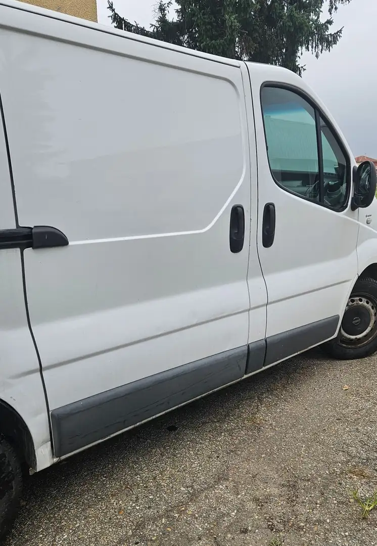 Nissan Primastar Blanc - 2