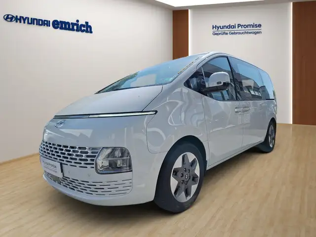 Hyundai STARIA 2.2 CRDi Trend