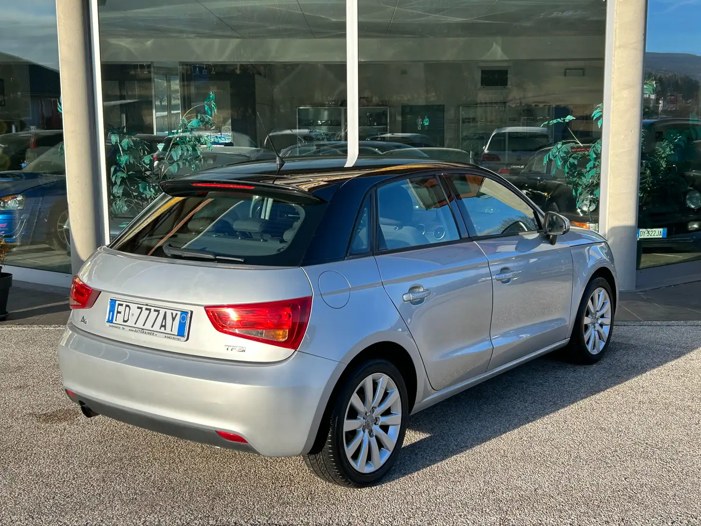 Audi A1 A1 Sportback 1.2 tfsi Ambition Grigio - 2