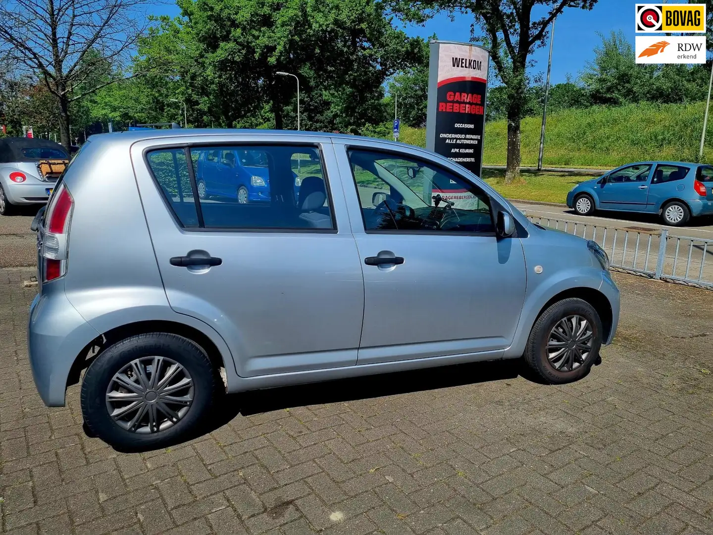 Daihatsu Sirion 2 1.0-12V Premium Gris - 1