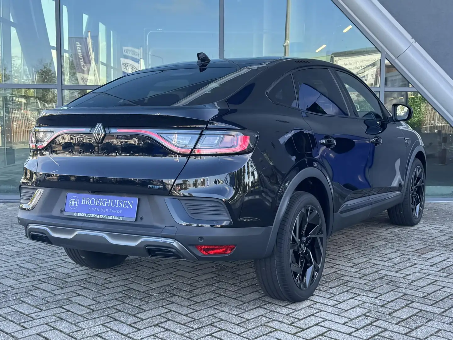 Renault Arkana 1.6 E-Tech Hybrid 145pk esprit Alpine Camera / Sto Zwart - 2