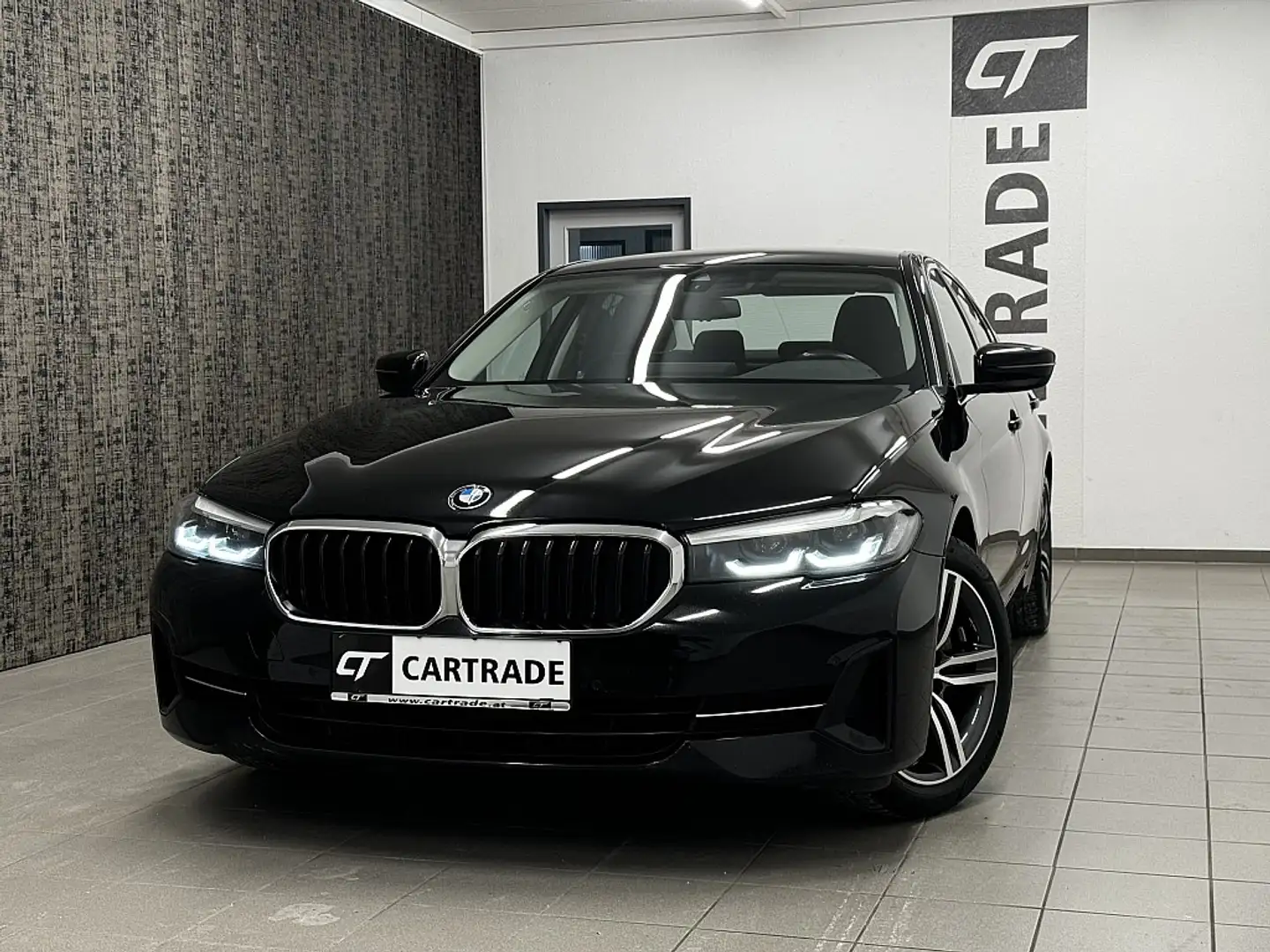 BMW 520 d 48 V Aut. Black - 1