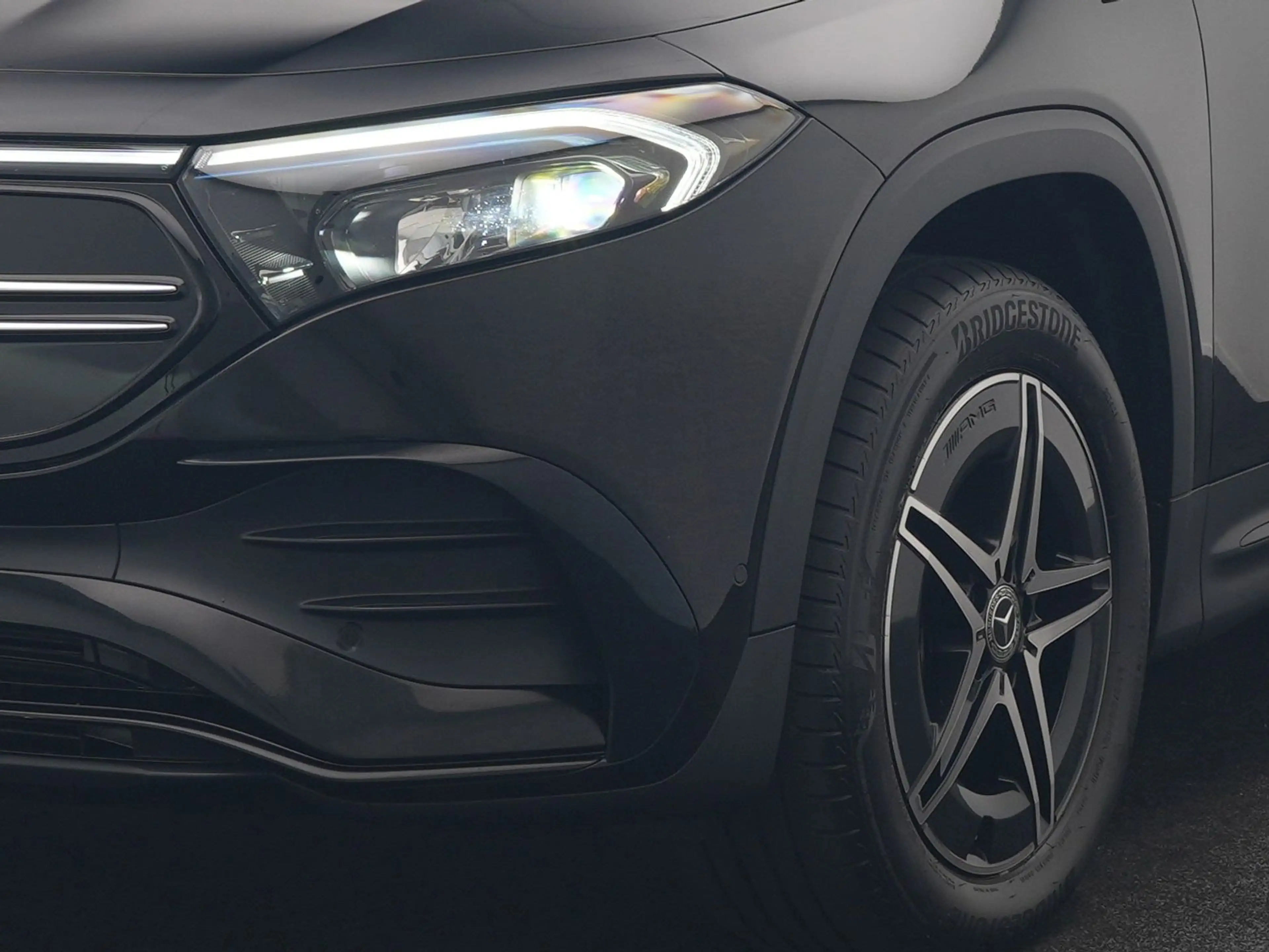 Mercedes-Benz EQB 300 4MATIC AMG Line 69,7 kWh 228pk Dealer O.H. | Trekh — photo 7