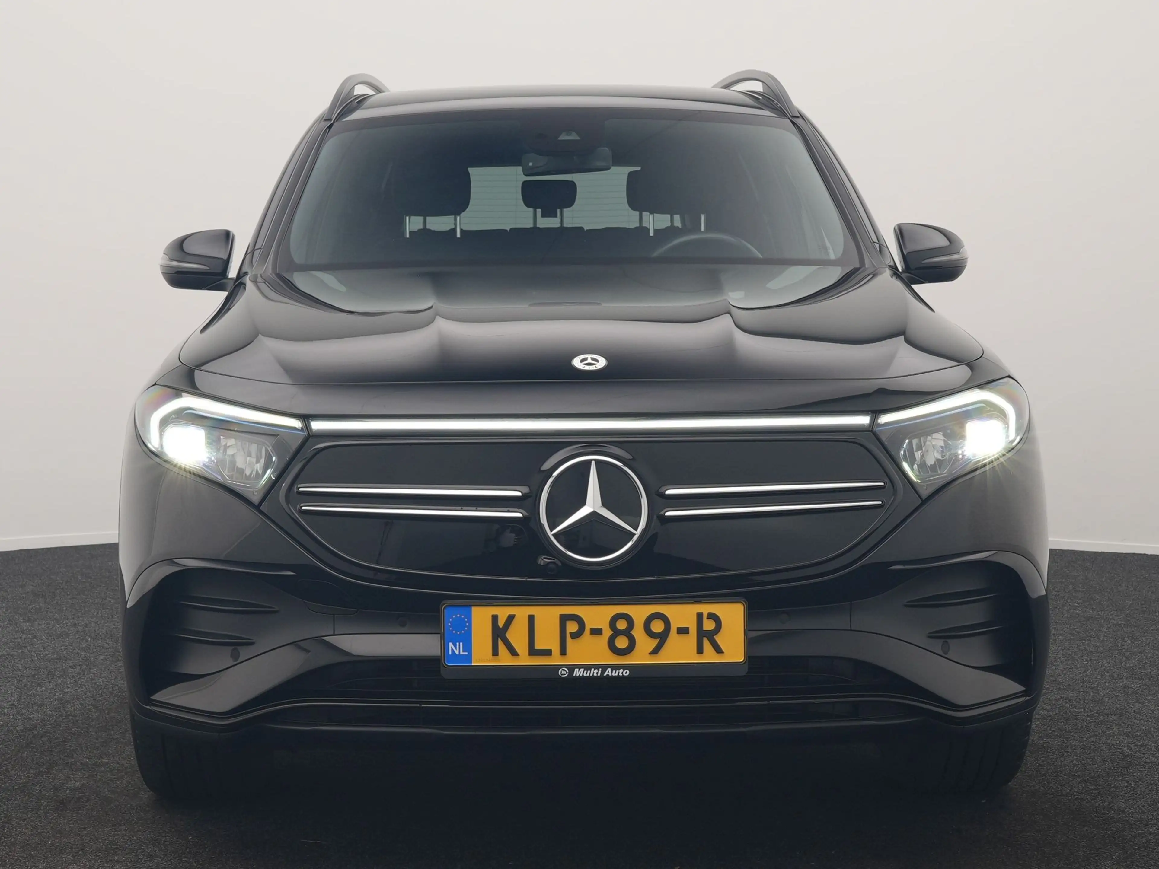 Mercedes-Benz EQB 300 4MATIC AMG Line 69,7 kWh 228pk Dealer O.H. | Trekh — photo 15