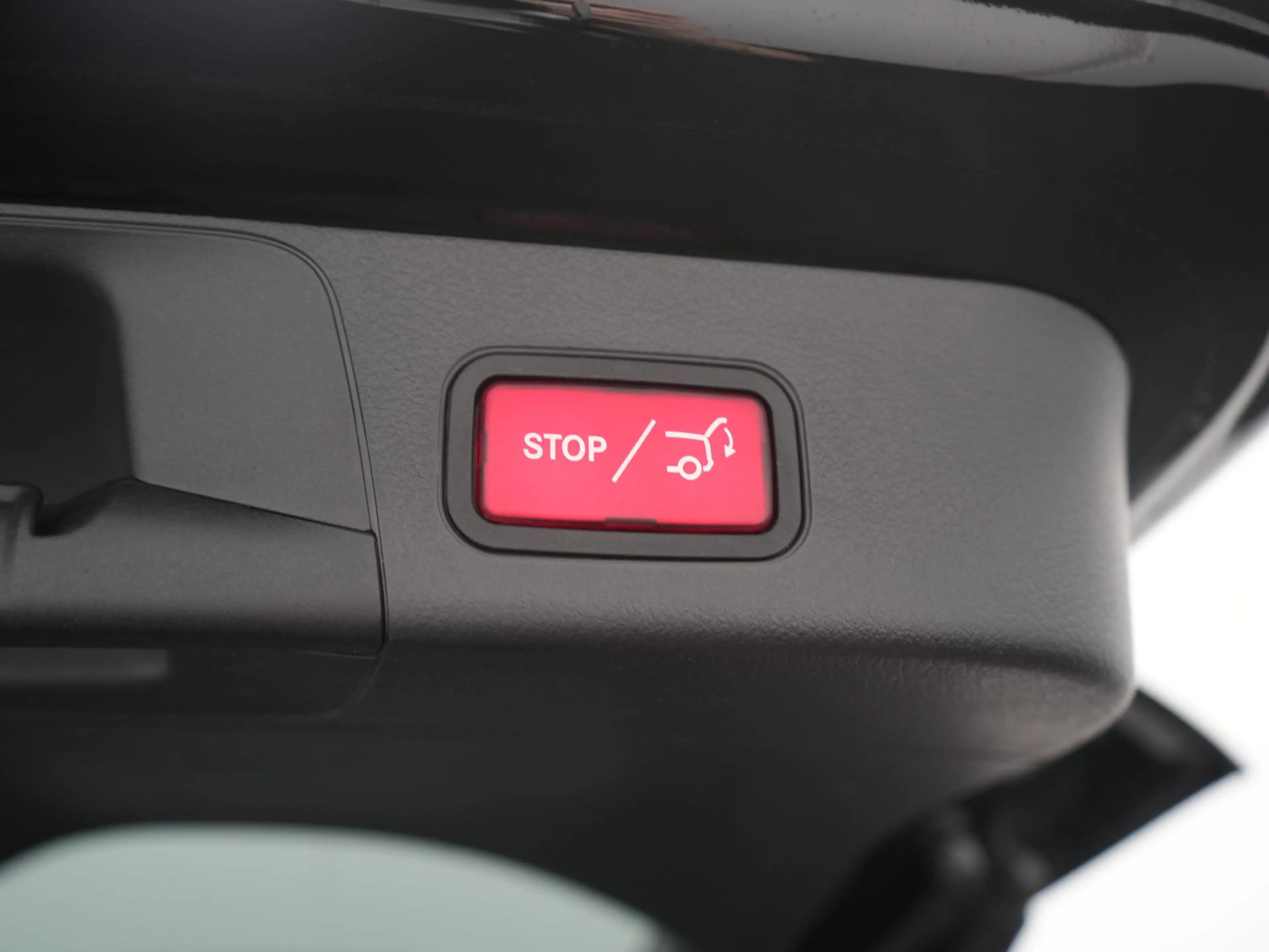 Mercedes-Benz EQB 300 4MATIC AMG Line 69,7 kWh 228pk Dealer O.H. | Trekh — photo 29