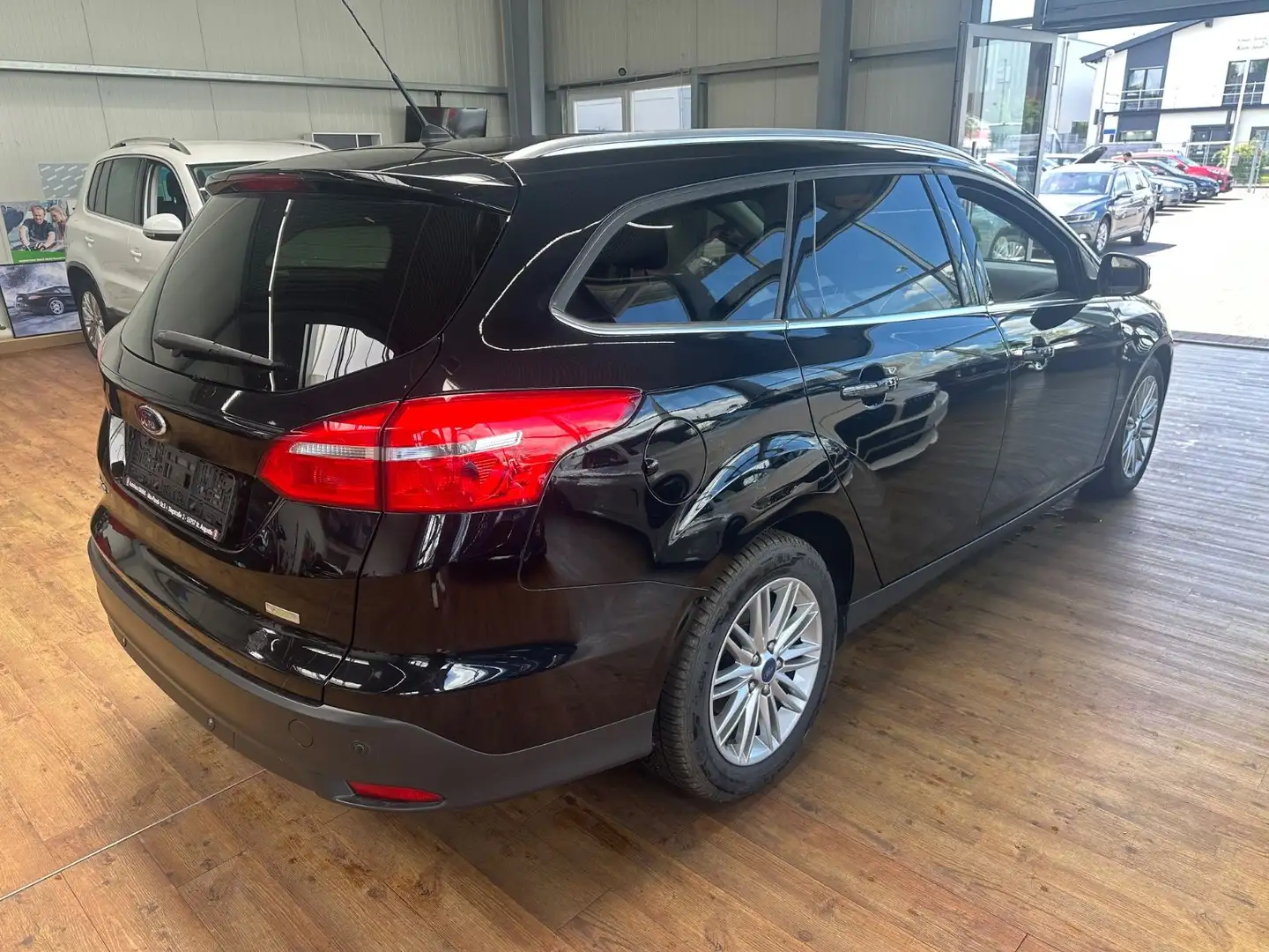 Ford Focus Turnier Titanium,Zahnrimen neu Schwarz - 2