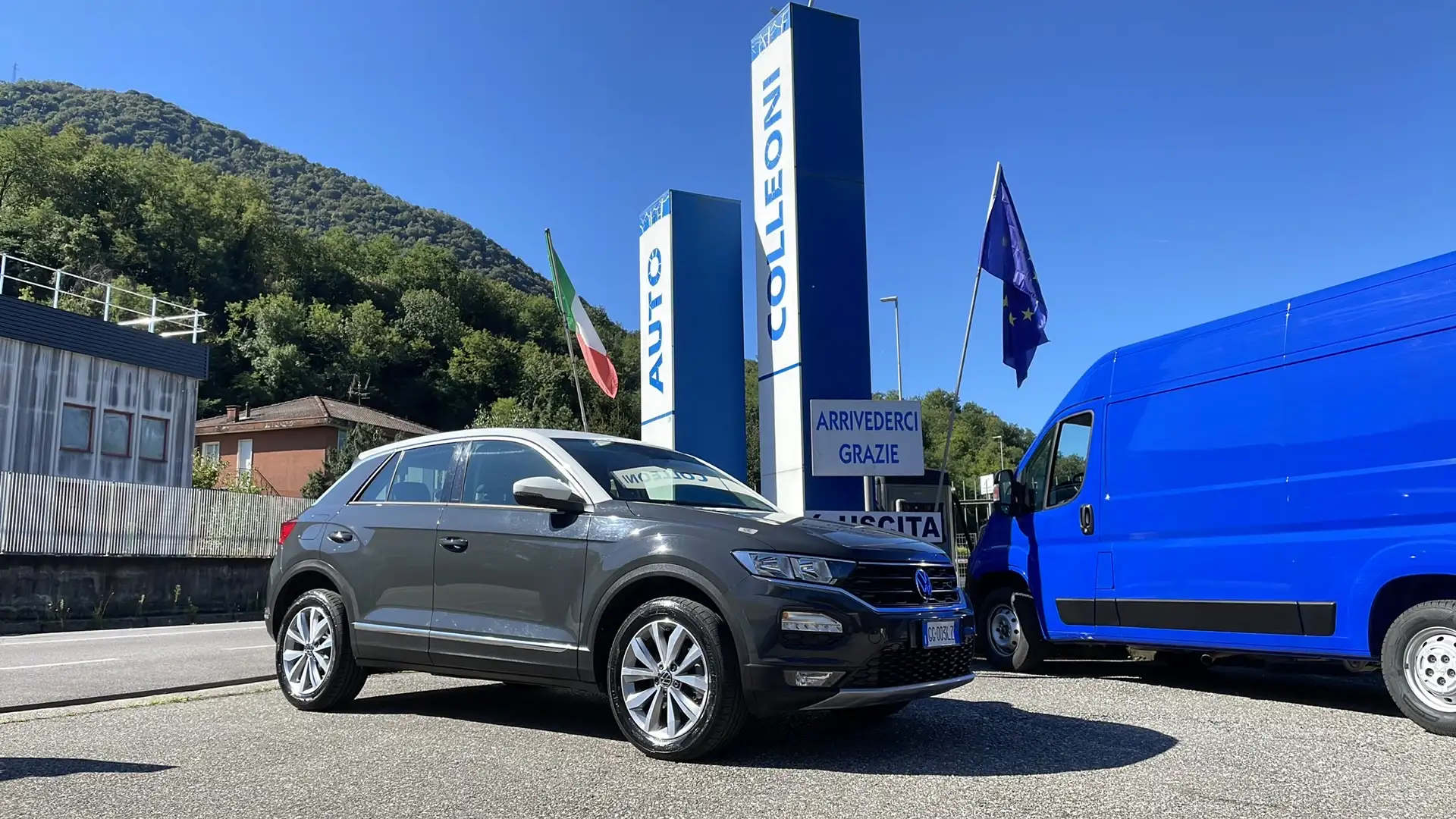 Volkswagen T-Roc T-Roc  tsi Style 110cv Gris - 1