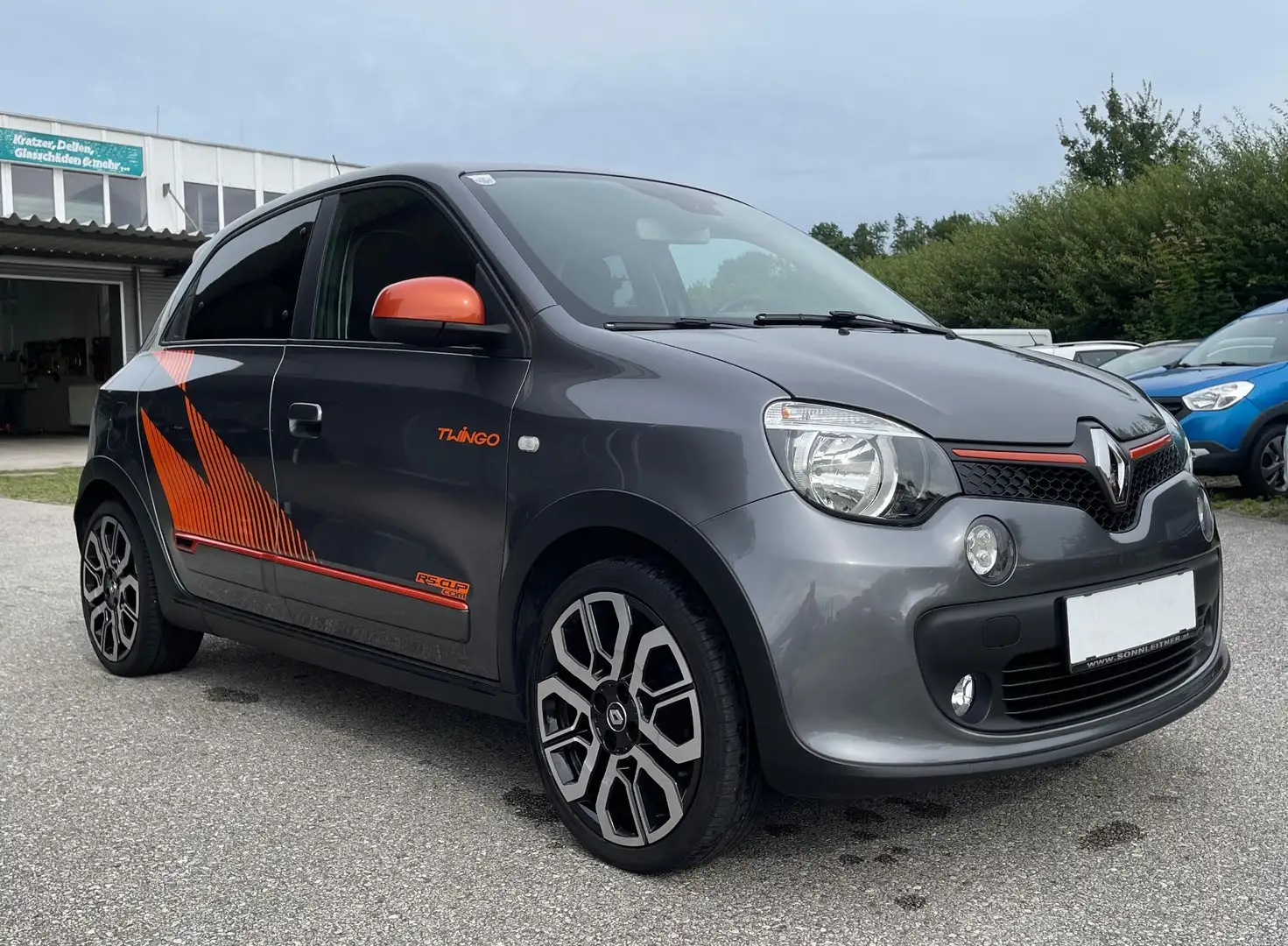 Renault Twingo Energy TCe 110 GT Grau - 2