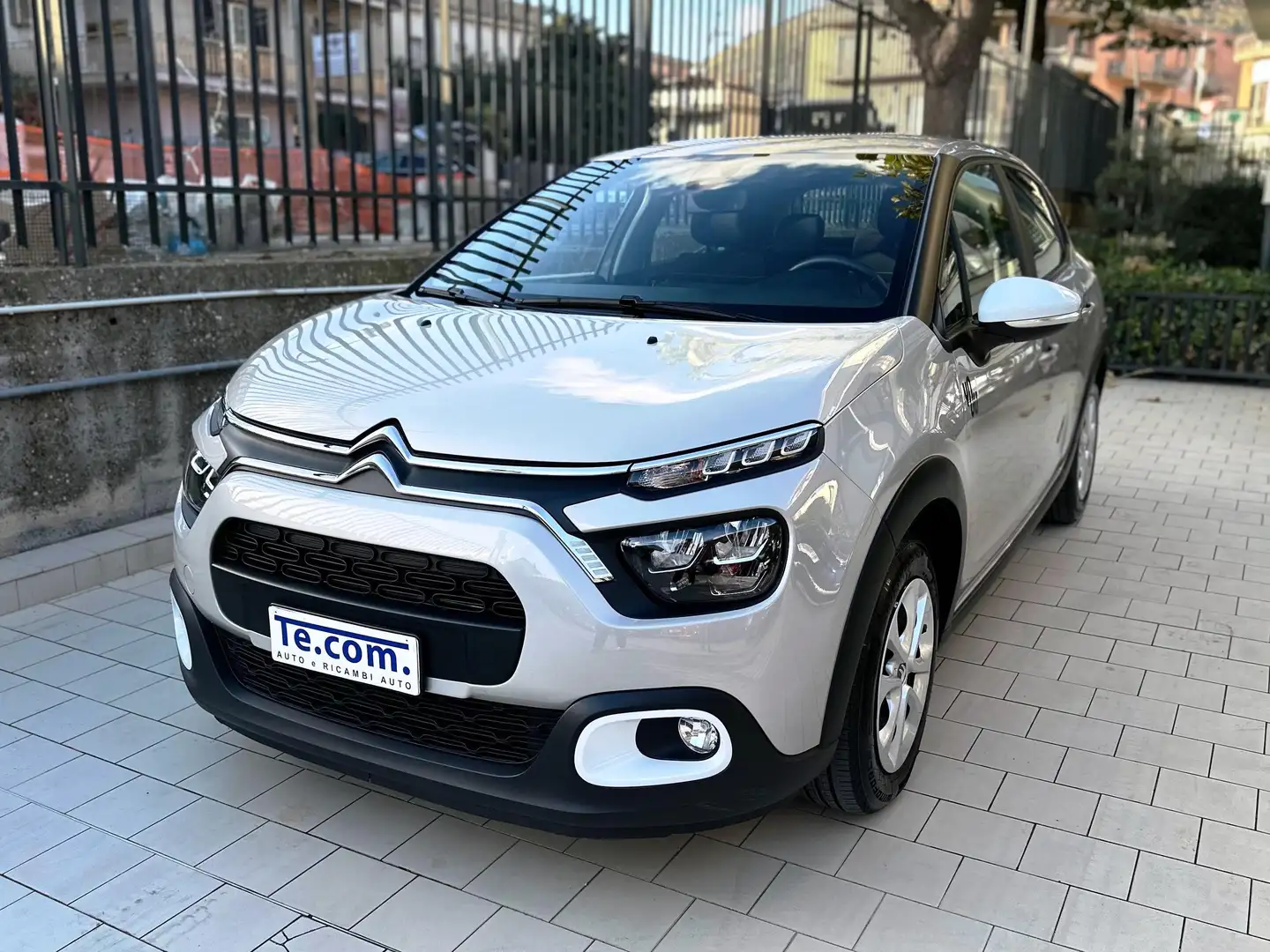 Citroen C3 1.5 bluehdi You! 100cv S&S ufficiale Citroen Beige - 1