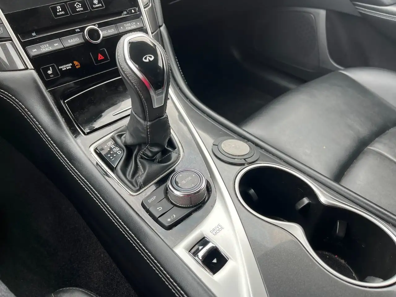 Infiniti Q50 fotografie Infiniti Q50