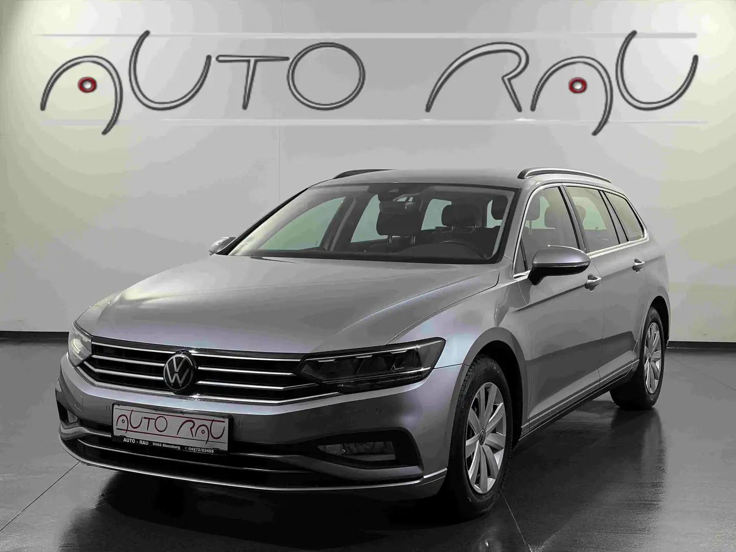 Volkswagen Passat Variant 2.0 TDI SCR Business DSG *AHK*LED*ACC* Silber - 1