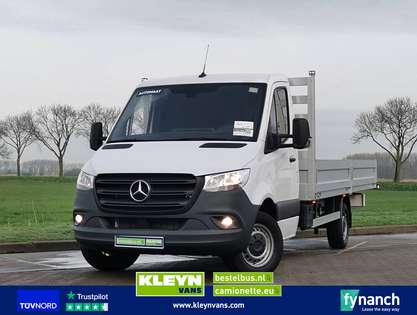 Mercedes-Benz Sprinter 319