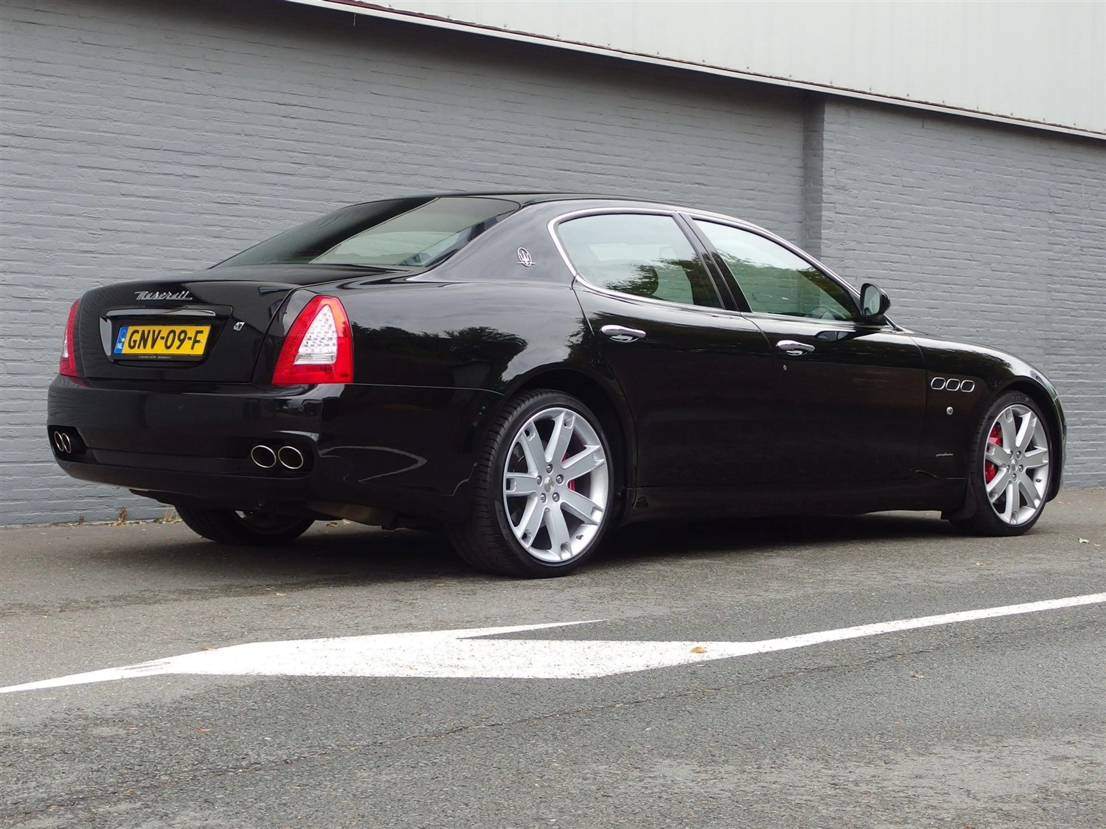 Maserati Quattroporte S 4.7L 2010  Nieuwstaat & Facelift model! — photo 3