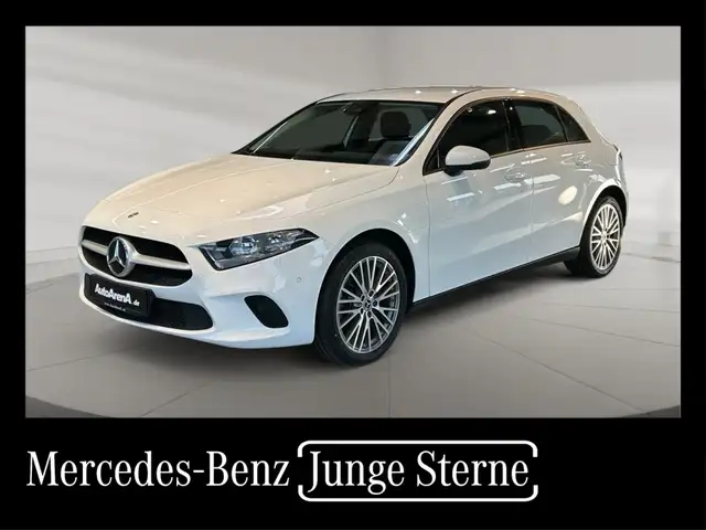 Mercedes-Benz A 250 e  MBUX+Navi+AUT+PTS+Park-Assist+SHZ