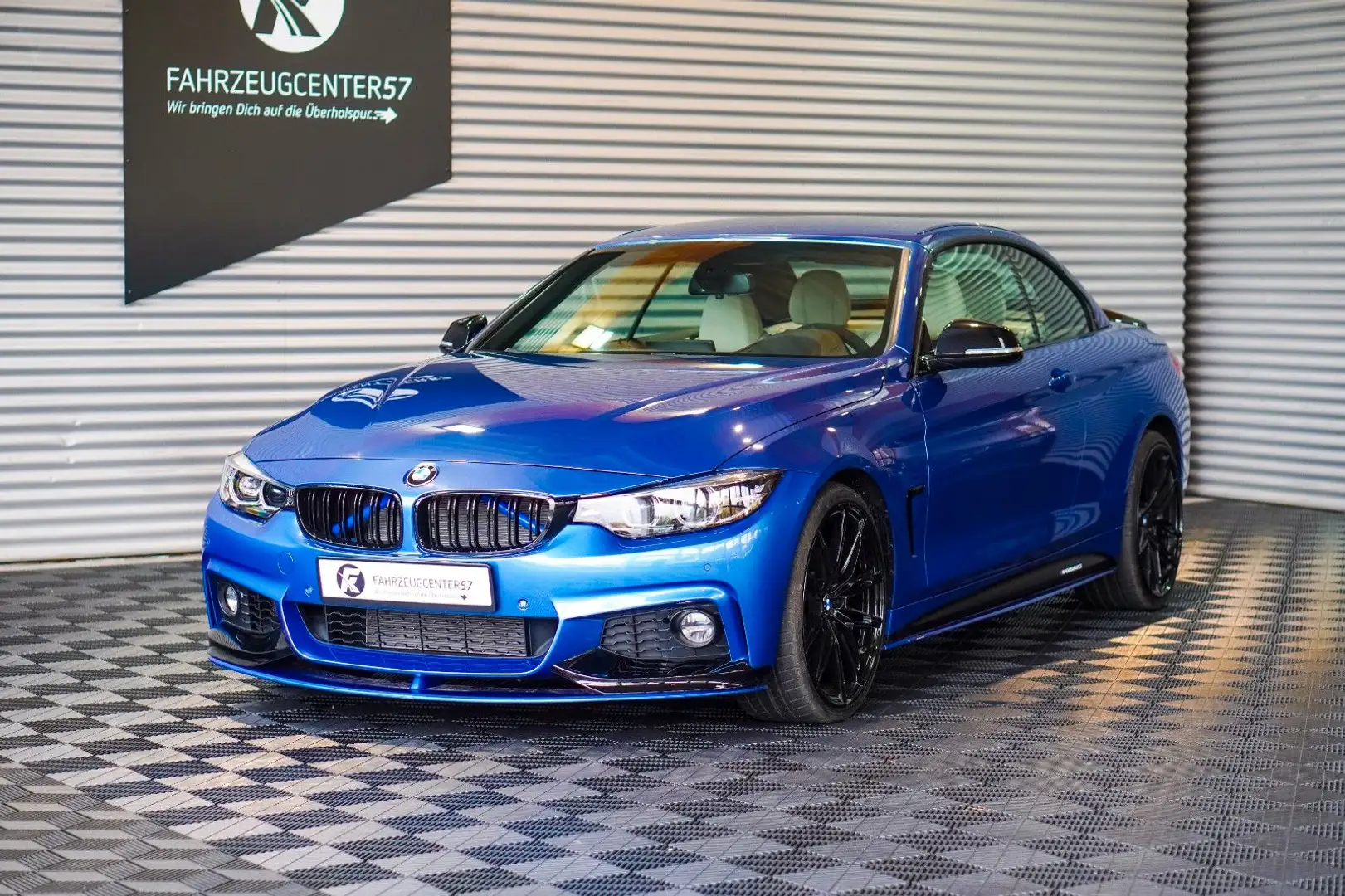 BMW 440 i xDrive Cabrio M-PAKET/HUD/H&K/CARPLAY/LED Blau - 1