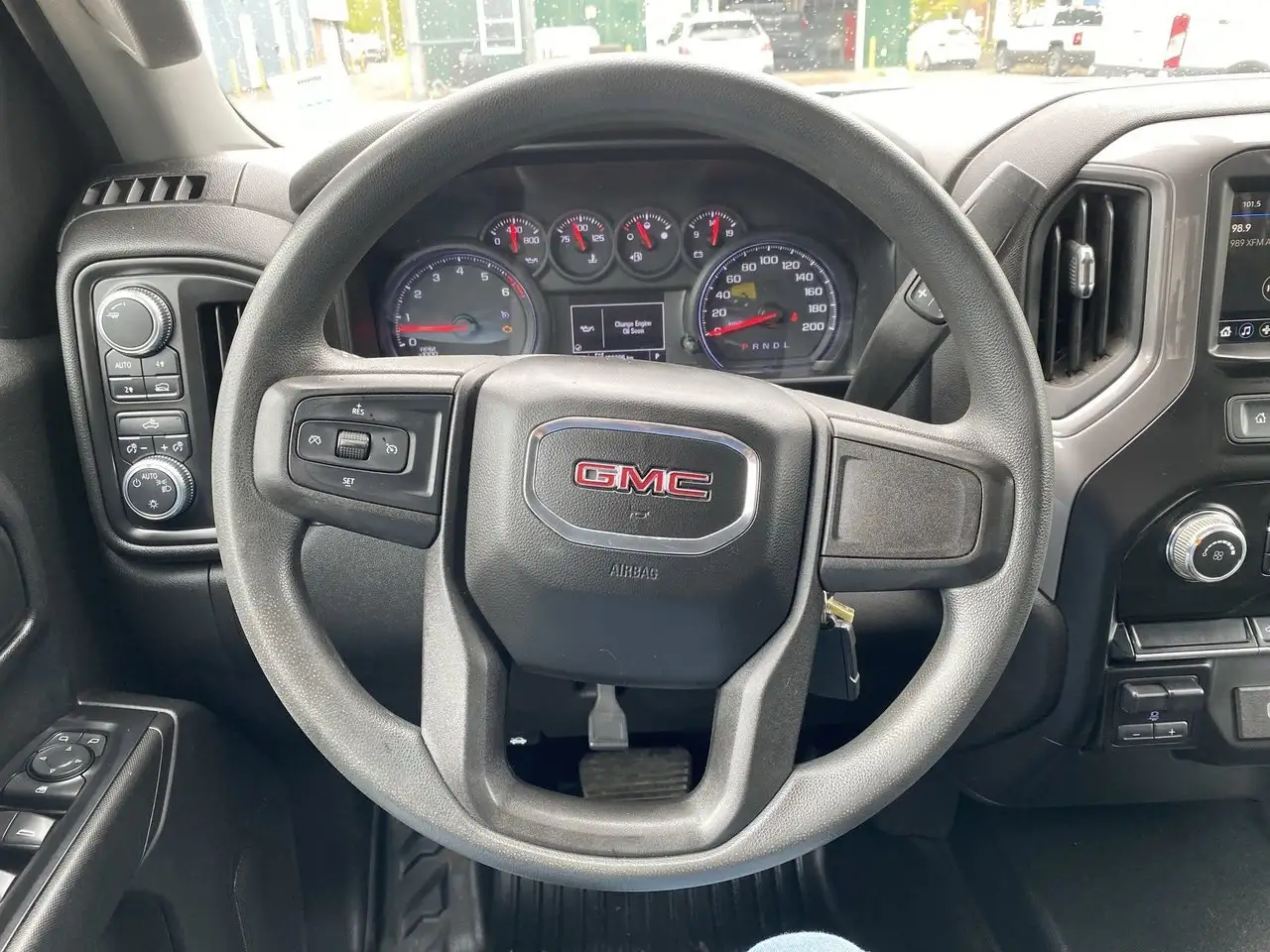 GMC Sierra 1500 снимка GMC Sierra 1500