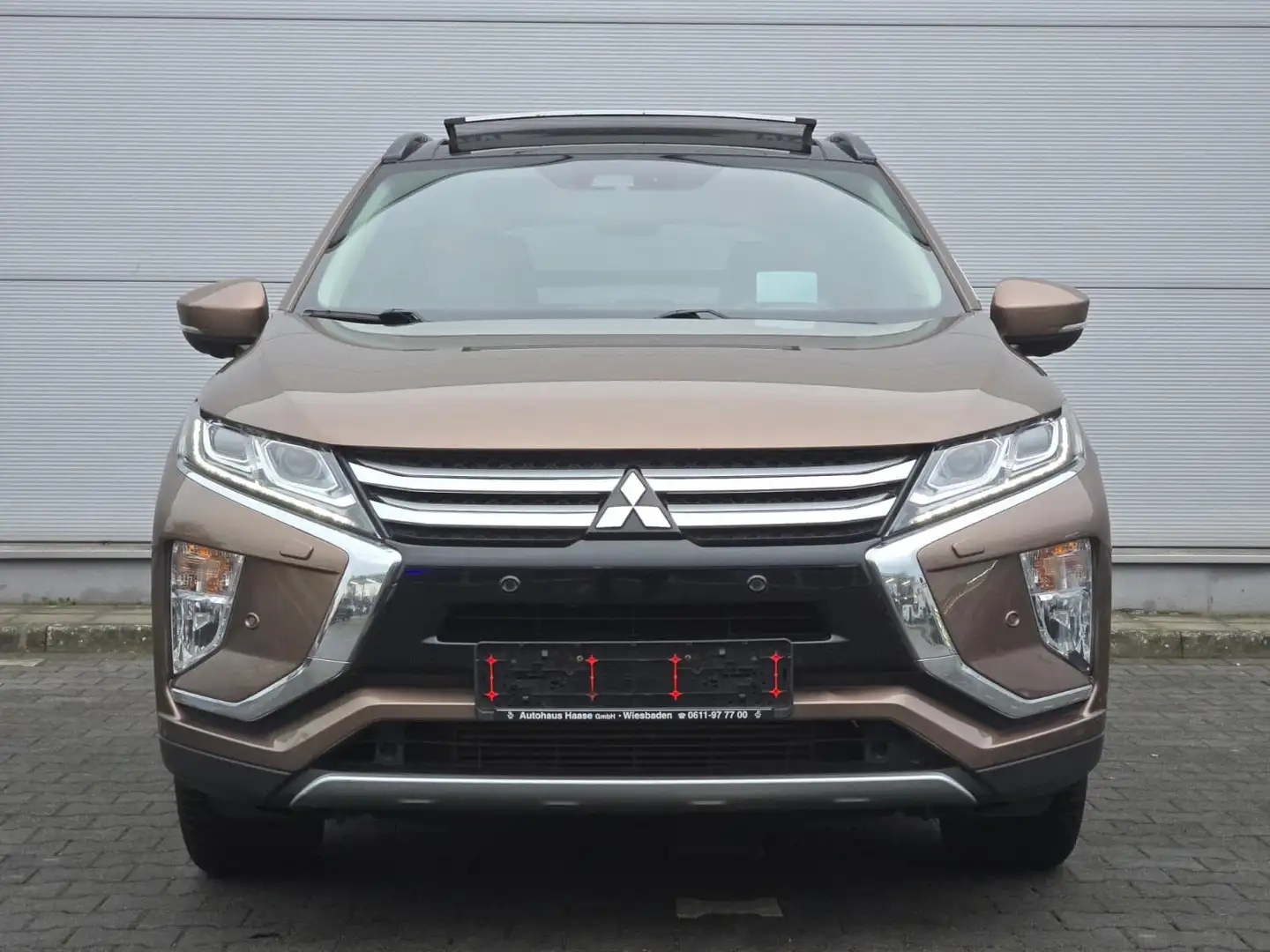 Mitsubishi Eclipse Cross Top 4WD+Leder+Navi+Autom+1.Hand.. Braun - 2