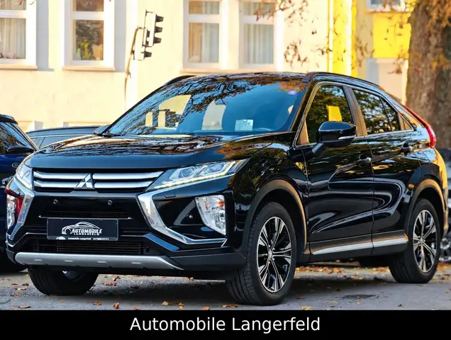 Mitsubishi Eclipse Cross Top 2WD CVT PANO LEDER ACC CARPLAY