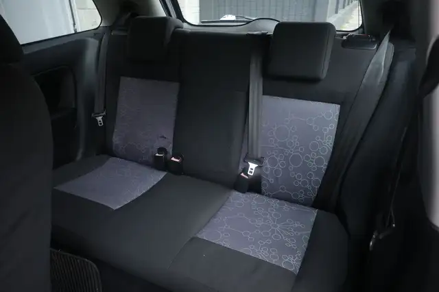 Ford Fiesta view 3