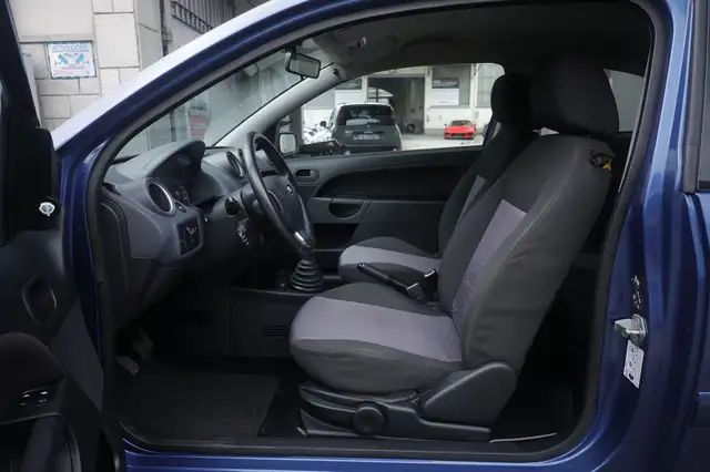 Ford Fiesta view 17