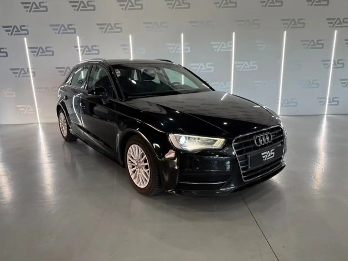 Audi A3 Sportback 1.6TDI 85kW Noir - 2