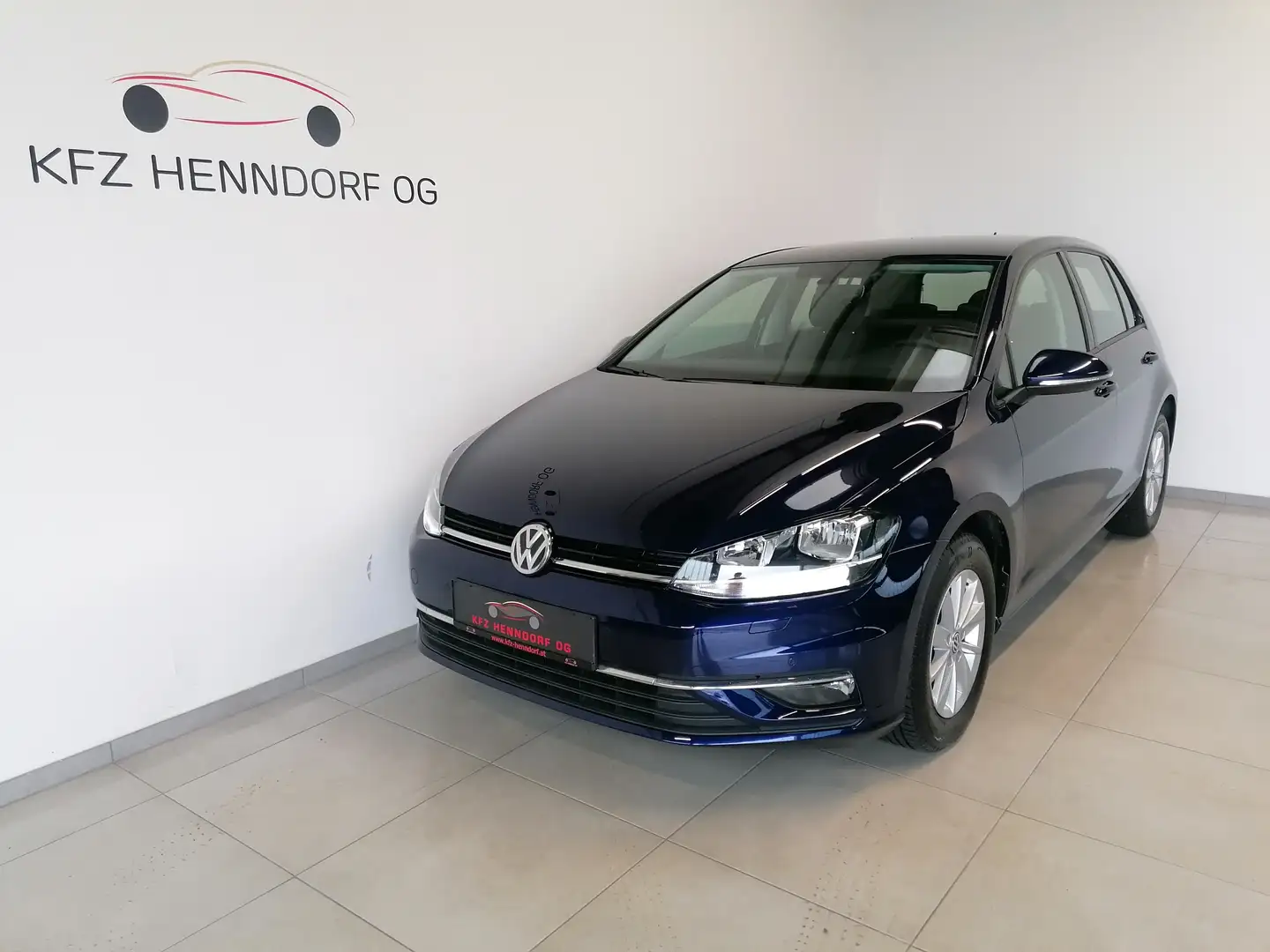 Volkswagen Golf Rabbit 40 1,6 TDI SCR ab € 250 / Monat Blau - 1