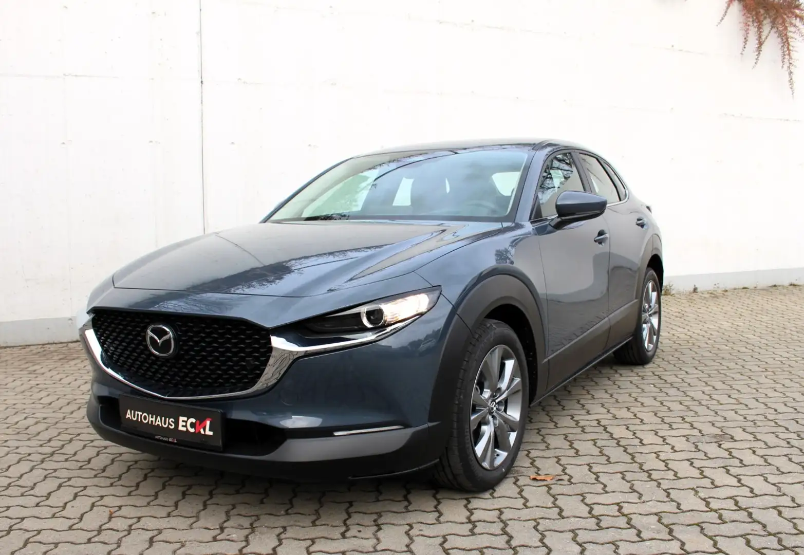 Mazda CX-30 G140 6MT 2,5L 4Zyl. CENTRE- L. ÖLP € 33.590.- Grau - 2