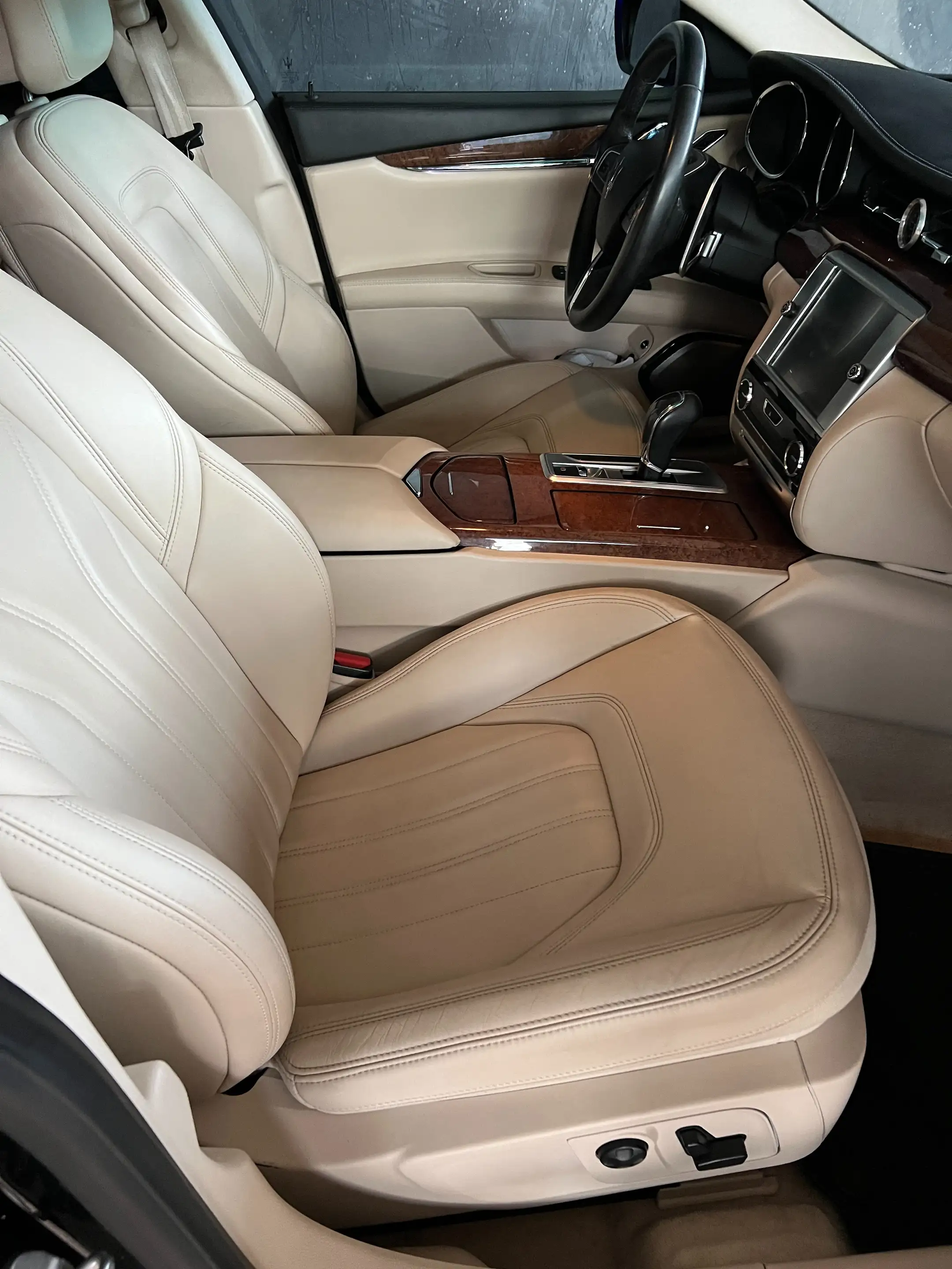 Maserati Quattroporte GTS V8 — photo 9