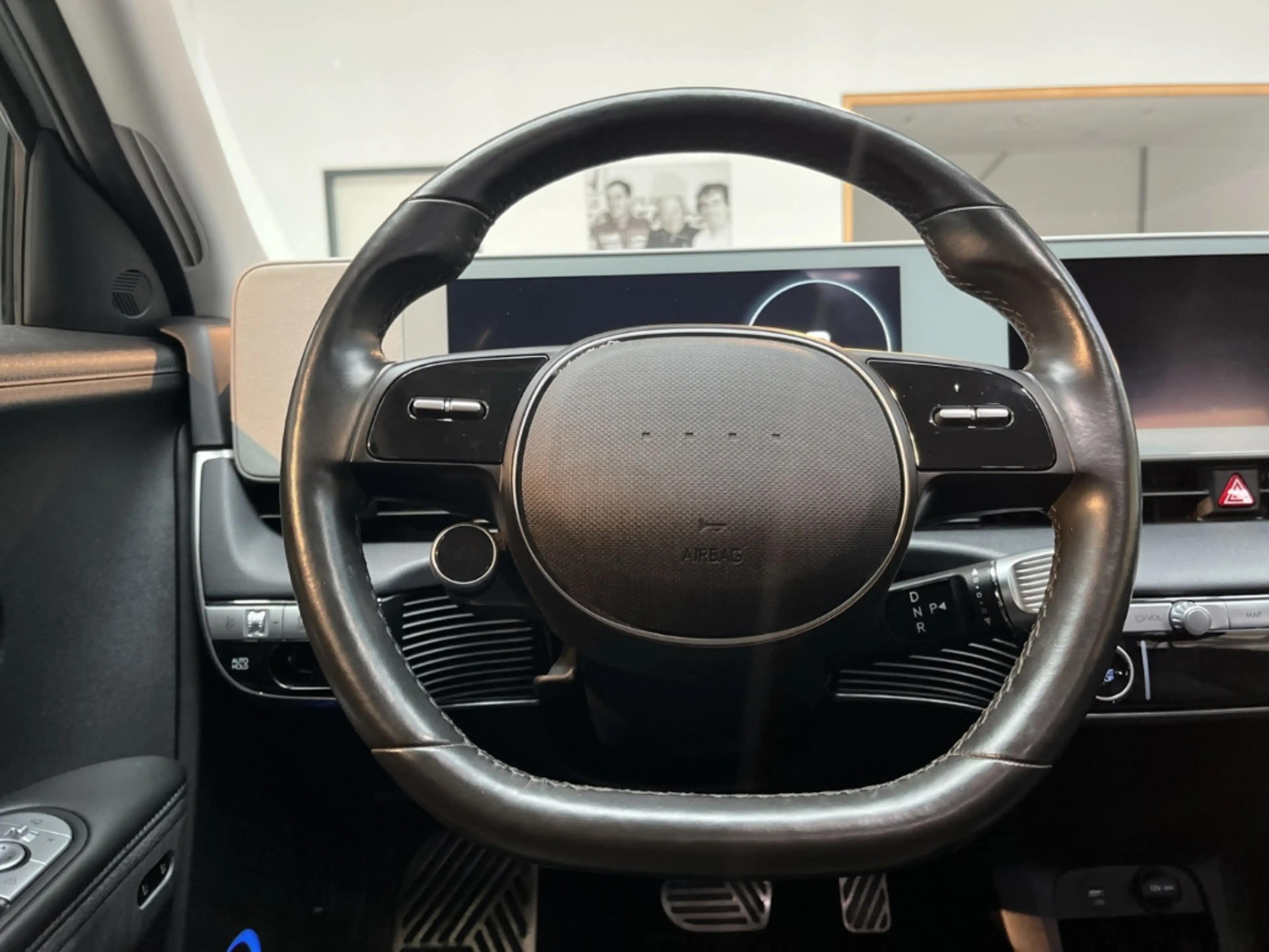 Hyundai IONIQ 5 Uniq Elektro 4WD *SOH 97,3%*RELAX PAKET* — photo 11
