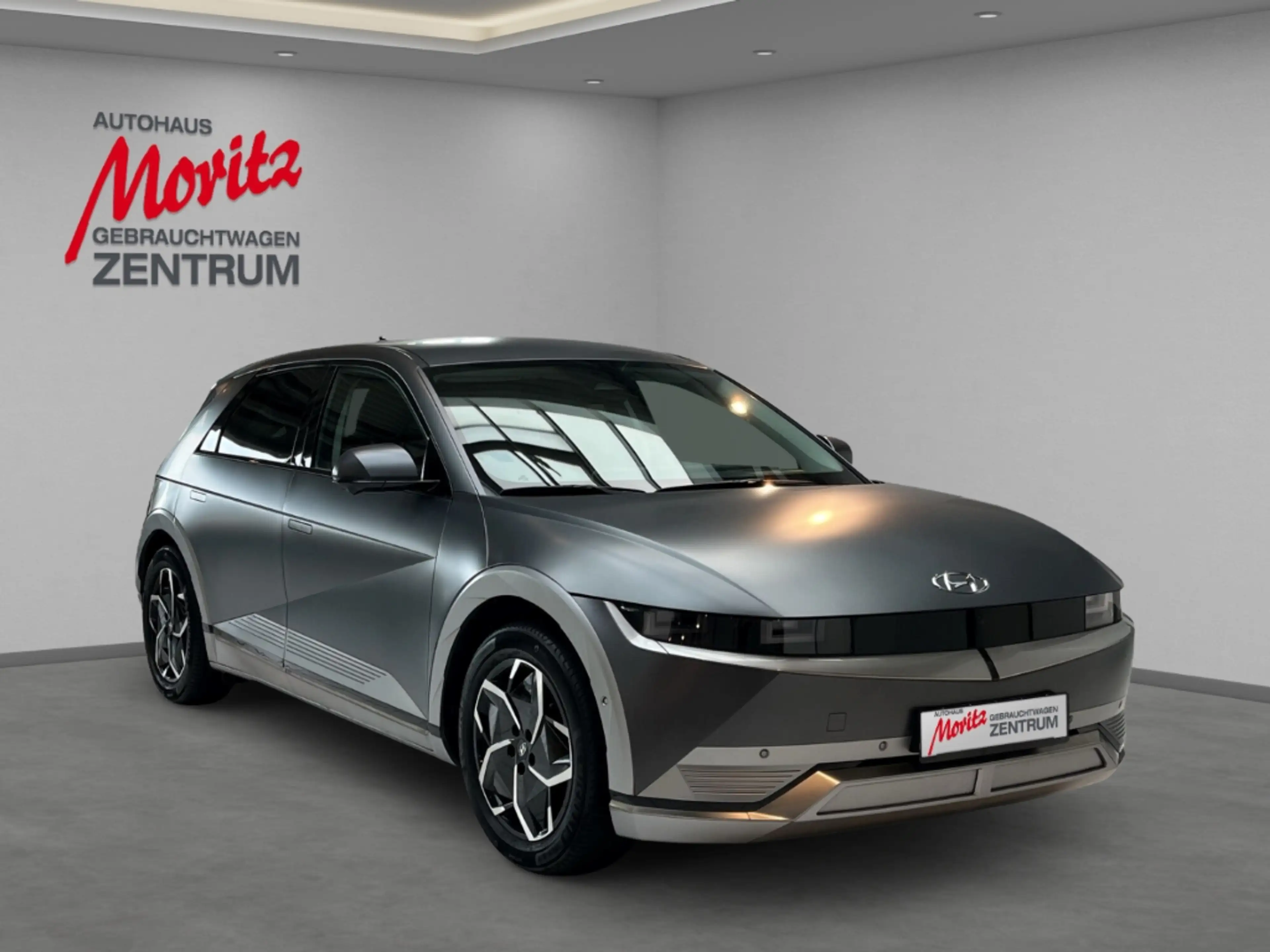 Hyundai IONIQ 5 Uniq Elektro 4WD *SOH 97,3%*RELAX PAKET* — photo 3