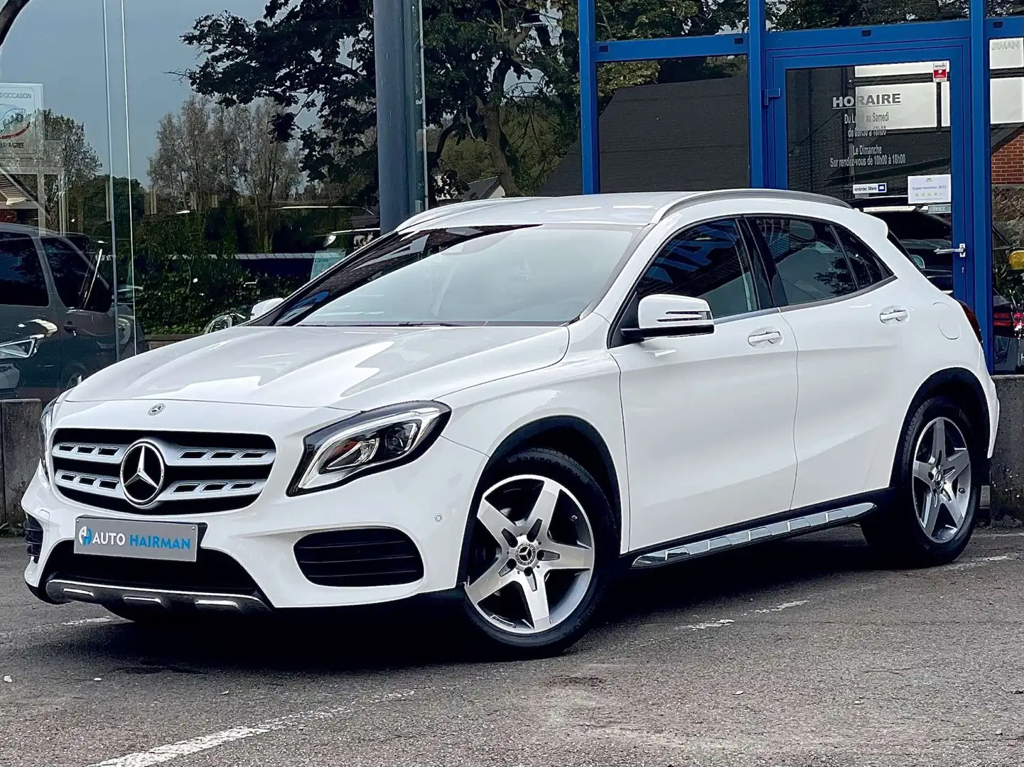 Mercedes-Benz GLA 180 BVA-7 PACK AMG ÉDITION INT/EXT *LED *GPS *CAMÉ Blanc - 1