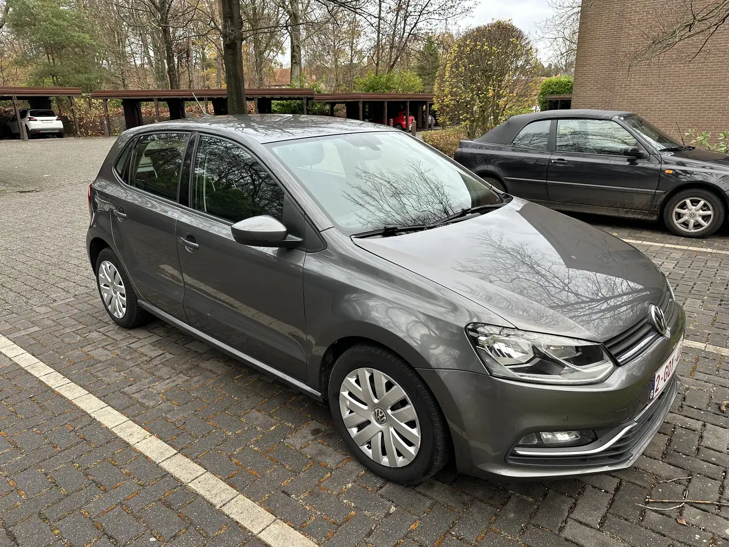 Volkswagen Polo Polo 1.4 CR TDi BlueMotion Gris - 2