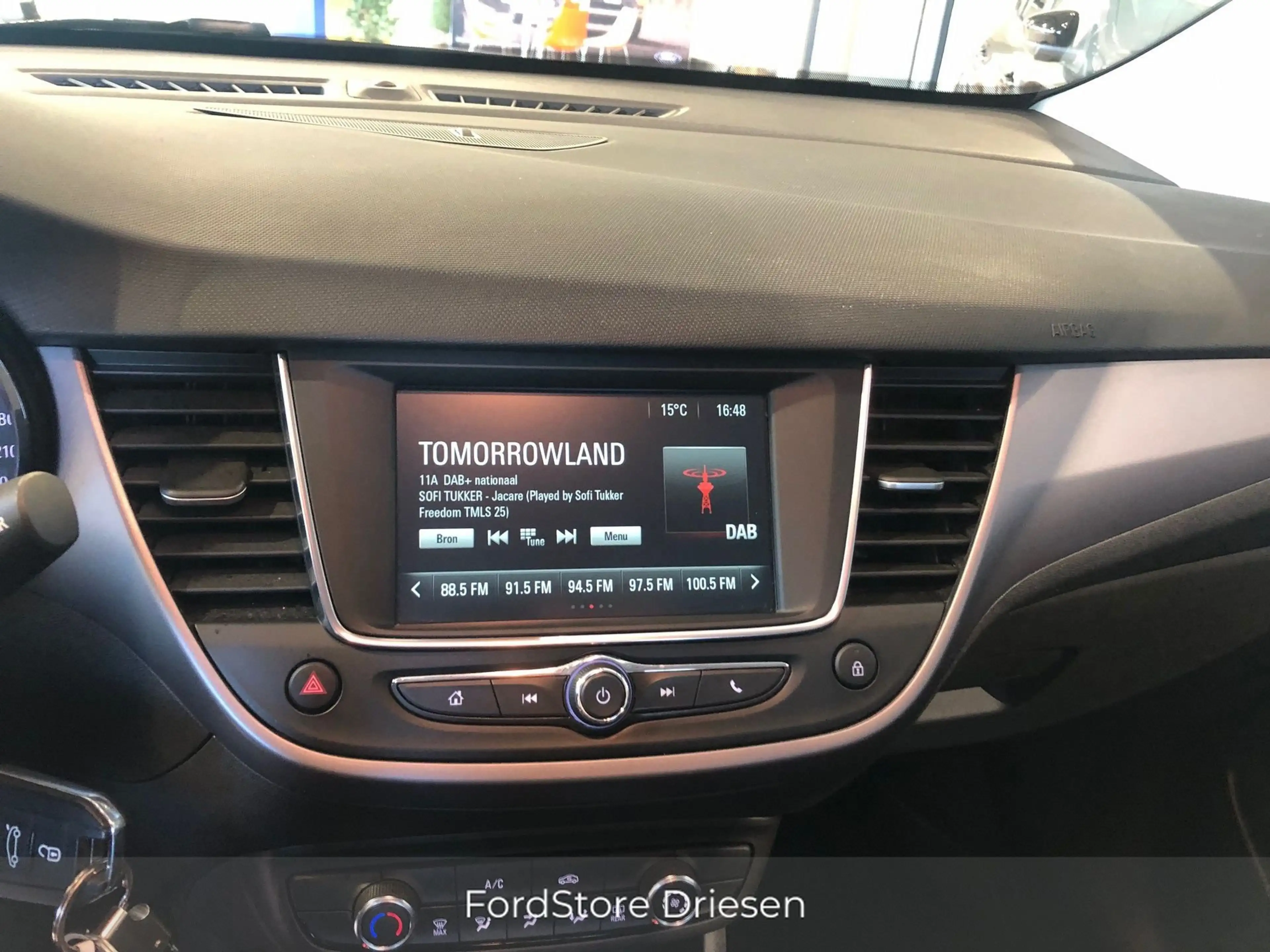 Opel Crossland ECOTEC S/S Edition 1.2i 110PK BIJ DRIESEN BREE 089/461610 — photo 9