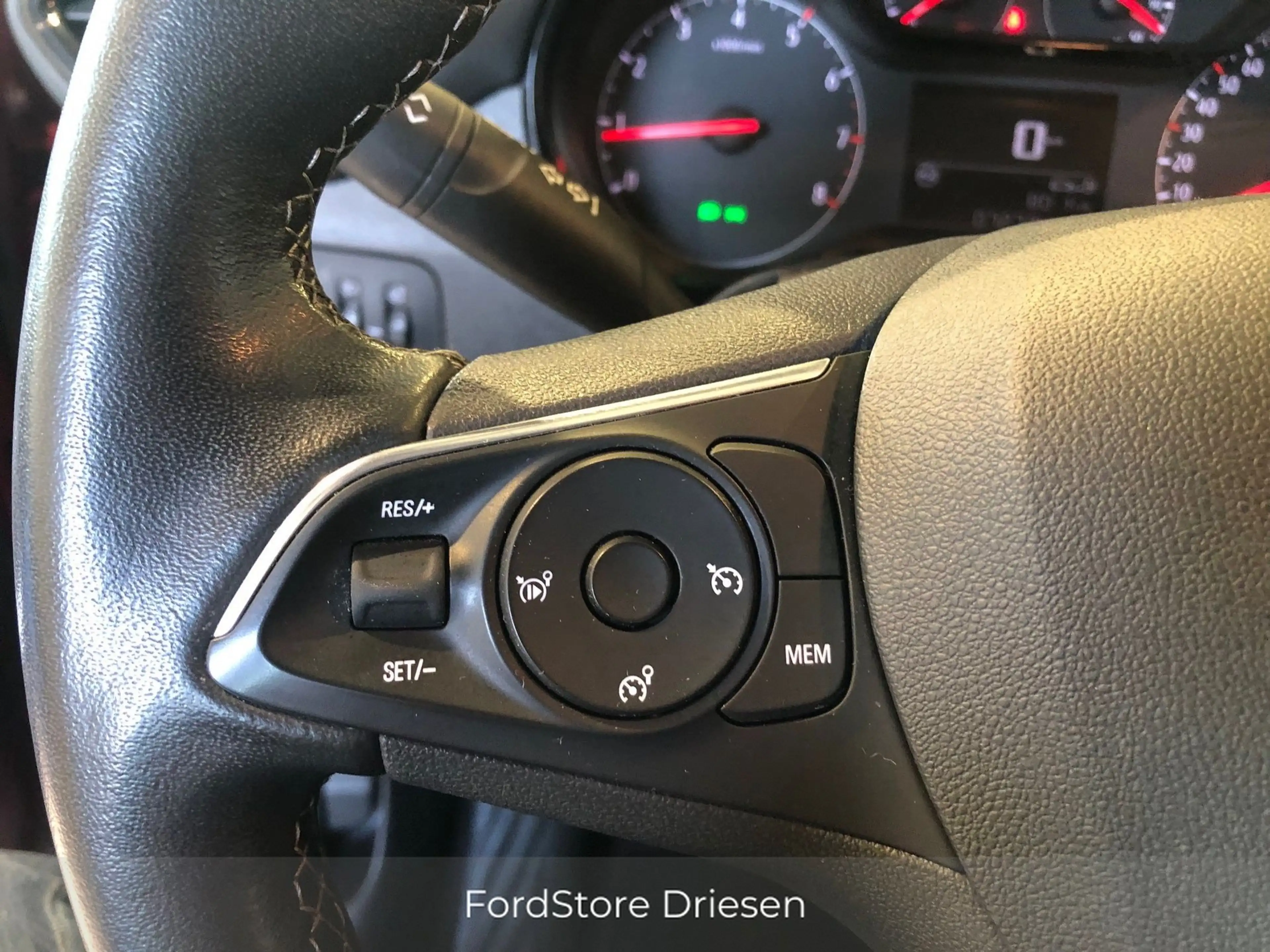Opel Crossland ECOTEC S/S Edition 1.2i 110PK BIJ DRIESEN BREE 089/461610 — photo 12